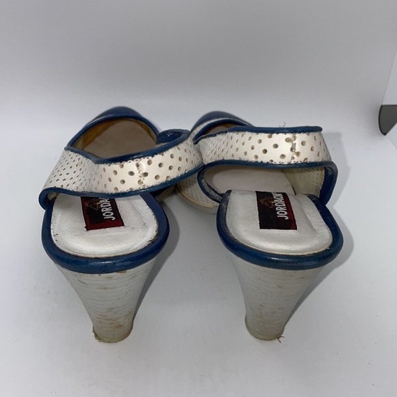 Vintage Jordache sling back shoes, made in Italy, size - 7 1/2M - Picture 2 of 6